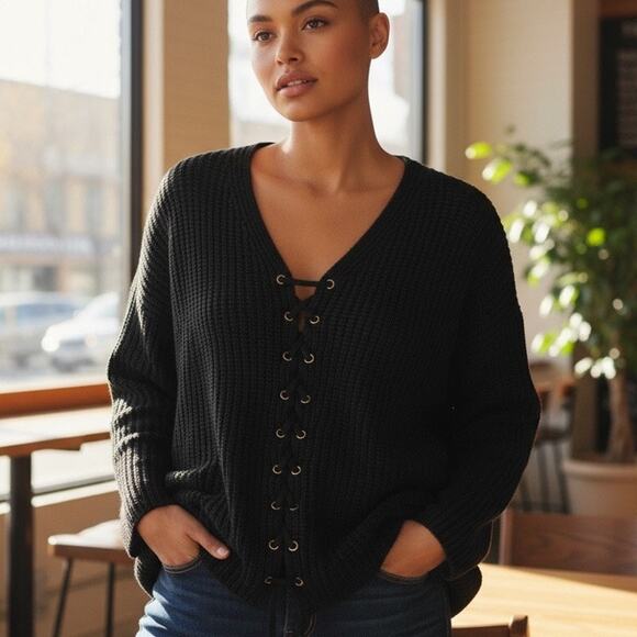 Sweater Black SZ LG Tie Front Grommets Loose Knit Very Oversized JODIFL Boho - Picture 1 of 9